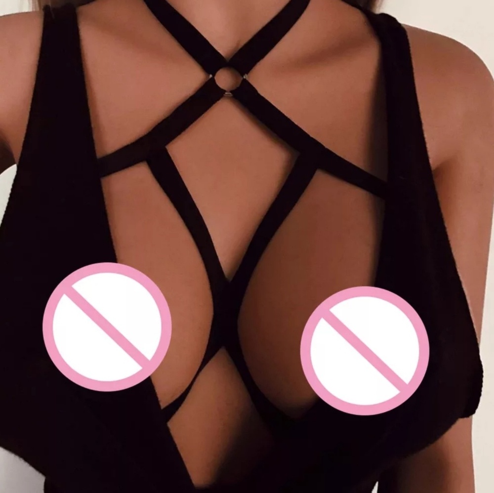 Black Strappy Bralette Size L